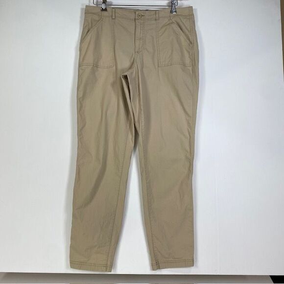 L.L.Bean Favorite Fit Khaki Utility‎ Pants with Cargo Pockets Women's Size 14 - Picture 1 of 11